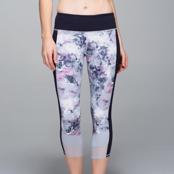 lululemon athletica Pants - Lululemon If You're Lucky Crop *Full-On Luxtreme